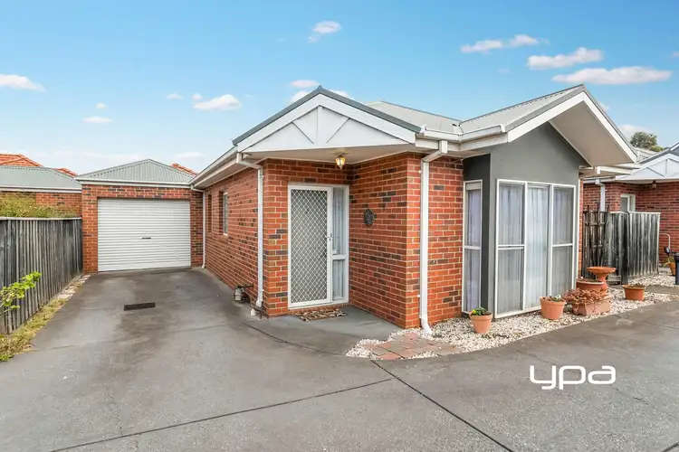2/50 Darbyshire Street, Sunbury VIC 3429