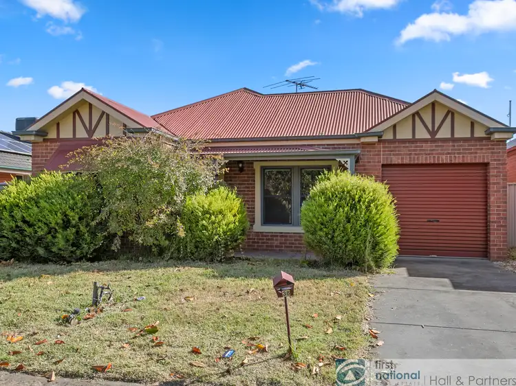38 Hartland Circuit, Pakenham VIC 3810