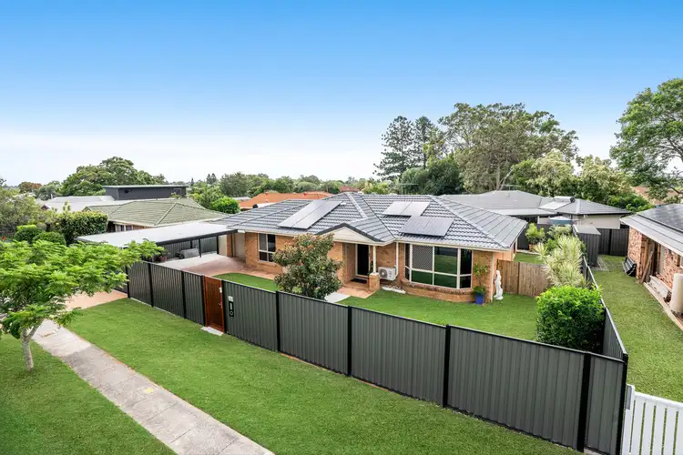 52 Randall Road, Wynnum West QLD 4178