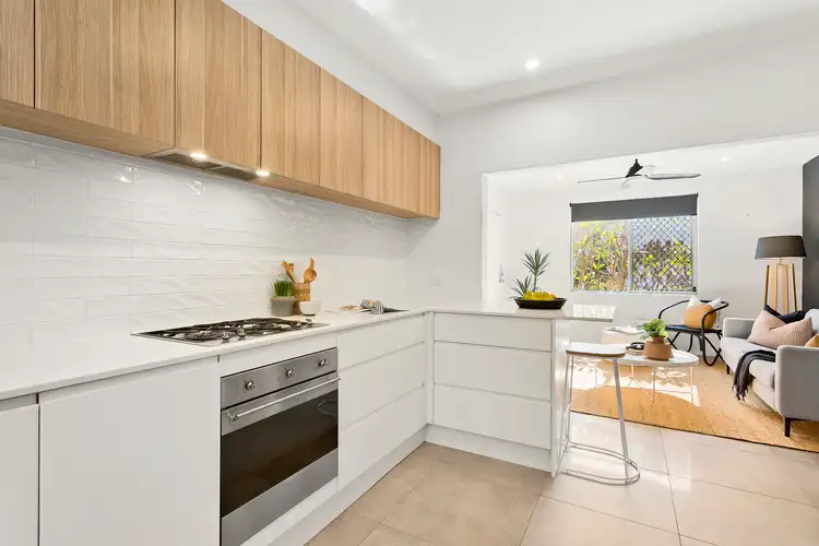 2/33 Nesca Parade, The Hill NSW 2300