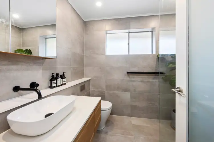 Fifth view of Homely apartment listing, 10/9 Stuart Street, Collaroy NSW 2097