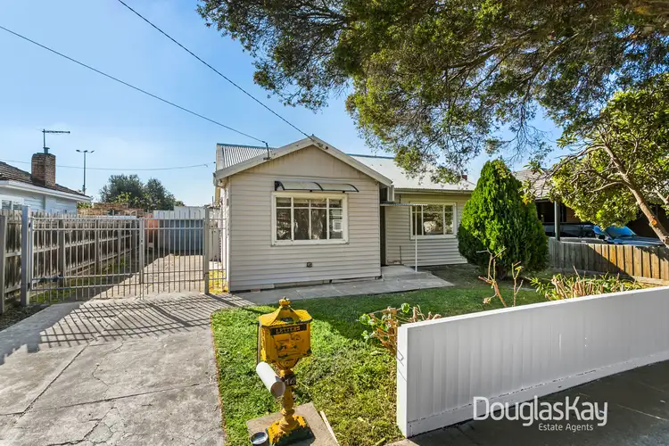 14 Blanche Street, Ardeer VIC 3022