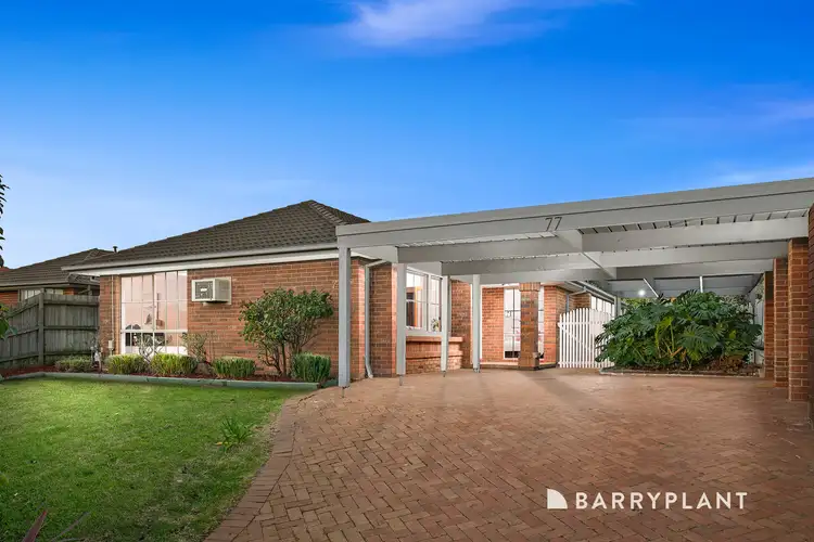 77 Thompson Circuit, Mill Park VIC 3082