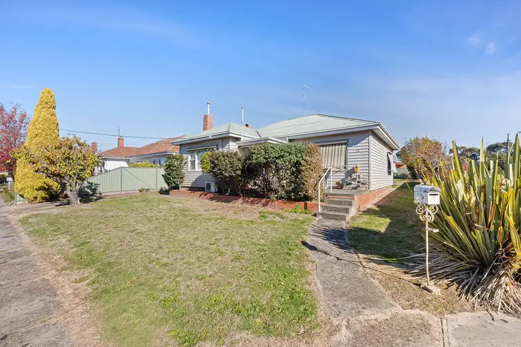 Second view of Homely house listing, 25 Oak Street, Wendouree VIC 3355