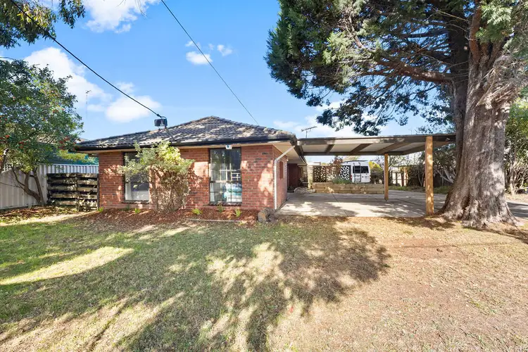 1/11 Iona Drive, Sebastopol VIC 3356