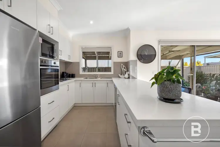 Fifth view of Homely unit listing, 47 Sorrento Drive, Alfredton VIC 3350