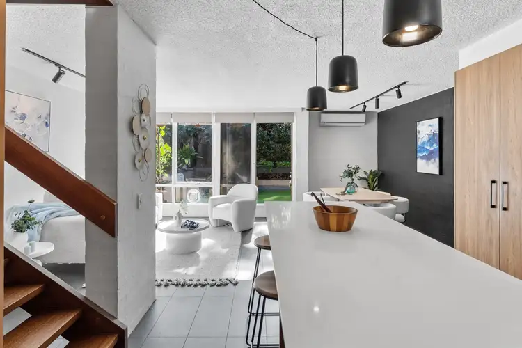 40a Napier Street, South Melbourne VIC 3205