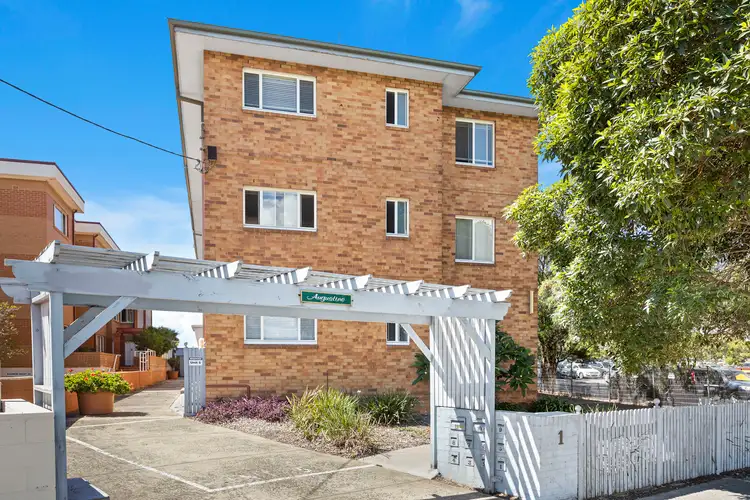 7/1 Thomas Street