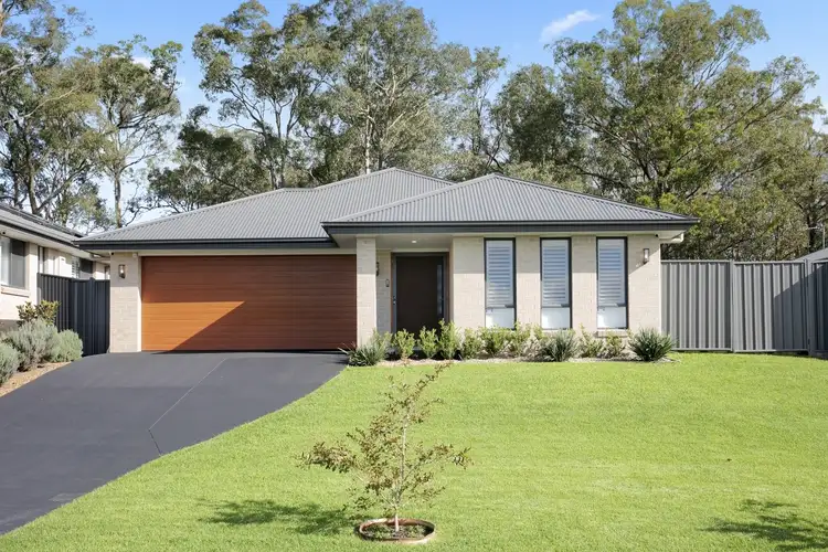 25 Concord Circuit, Cliftleigh NSW 2321