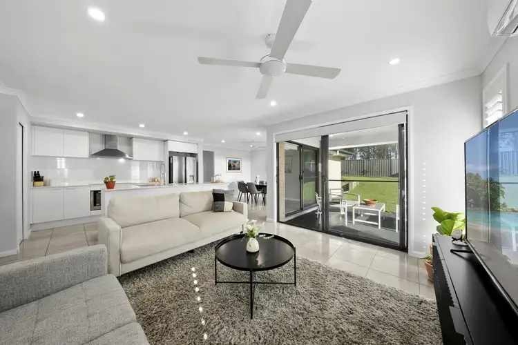 Second view of Homely house listing, 25 Concord Circuit, Cliftleigh NSW 2321