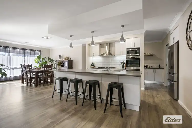 Fifth view of Homely house listing, 33 Riverside Boulevarde, Killara VIC 3691