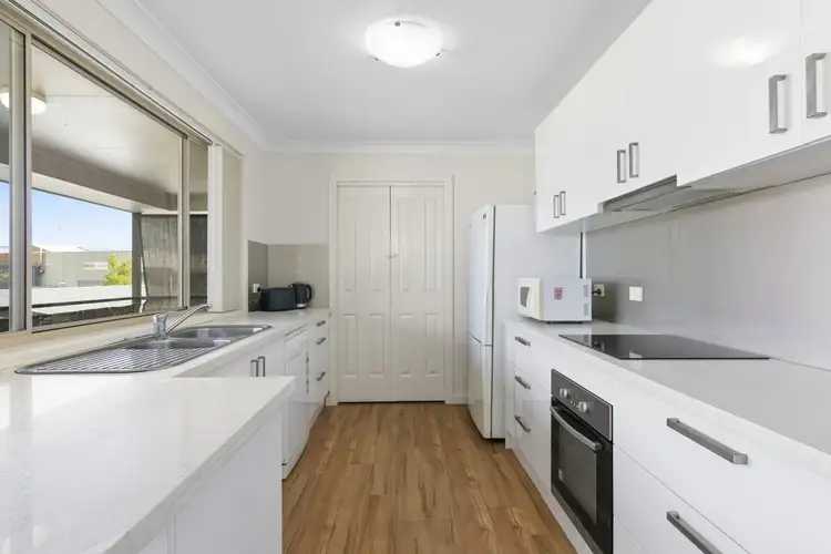 Fifth view of Homely house listing, 2/8 Fairview Place, Cessnock NSW 2325