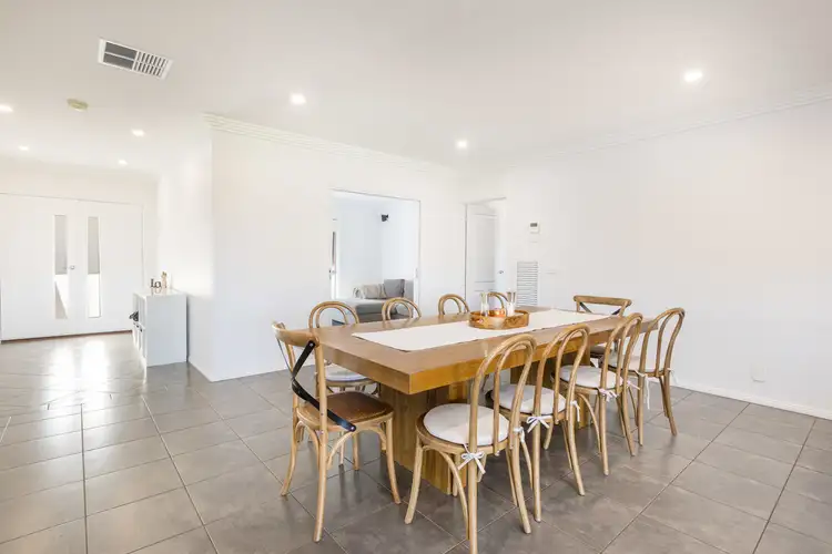 Sixth view of Homely house listing, 4 Clifton Hill Court, Birdwoodton VIC 3505