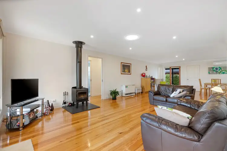 Fifth view of Homely house listing, 13 Crook Court, Ballan VIC 3342