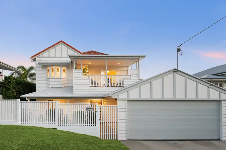 69 Lewis Street, Camp Hill QLD 4152