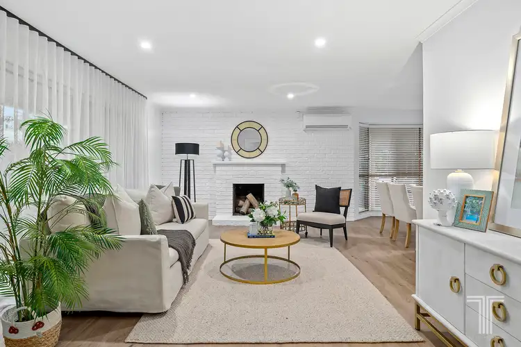 Second view of Homely house listing, 5 Powis Place, Carindale QLD 4152