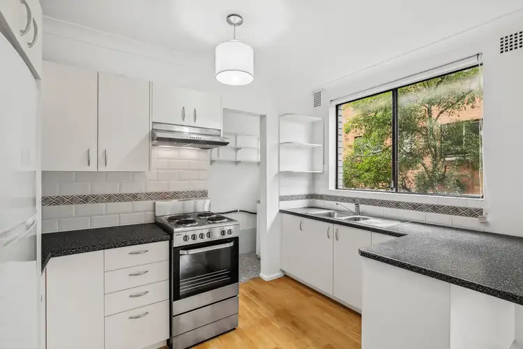 6/15 Waine Street