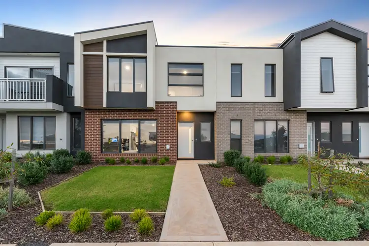 65 Normanby Boulevard, Deanside VIC 3336
