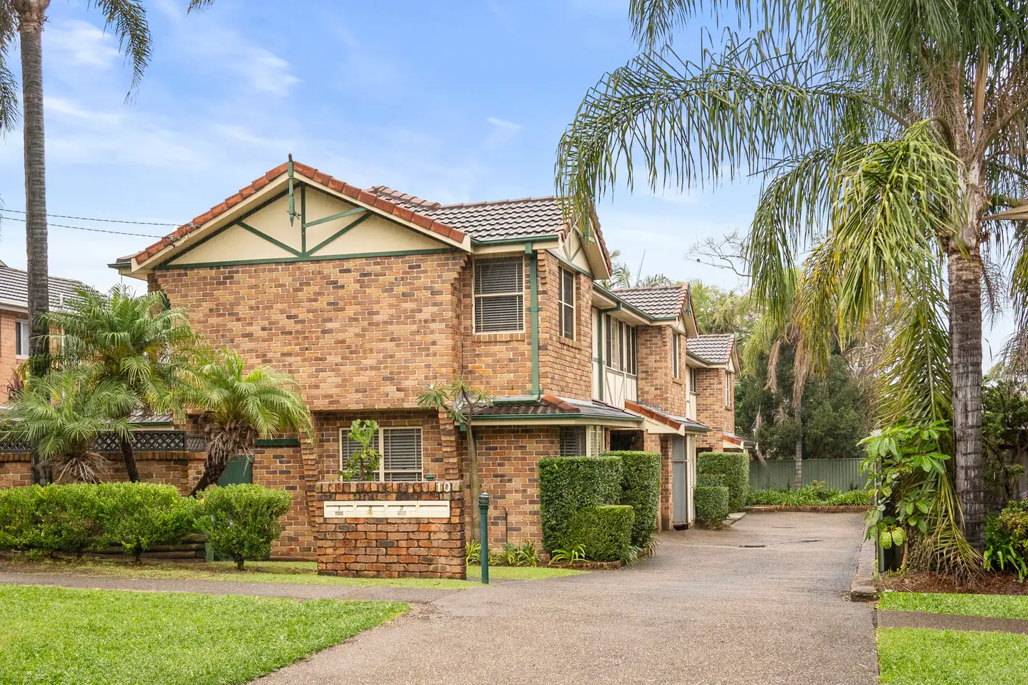 Main view of Homely townhouse listing, 1/10 Chapman Street, Gymea NSW 2227