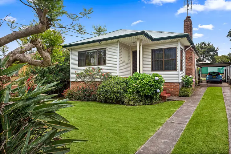 366 Gladstone Avenue, Mount Saint Thomas NSW 2500