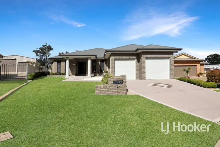 52 Sapphire Street, Inverell NSW 2360