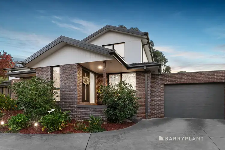 2/10 Essex Court, Bayswater VIC 3153