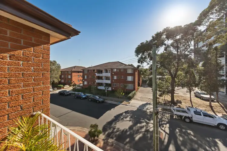 Fifth view of Homely unit listing, 9/86 Mascot Drive, Eastlakes NSW 2018