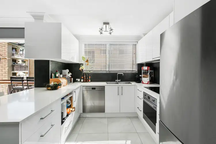 4/6 Allara Avenue, Palm Beach QLD 4221