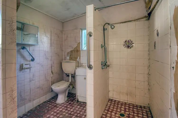 Fifth view of Homely house listing, 1583 Riverway Drive, Kelso QLD 4815