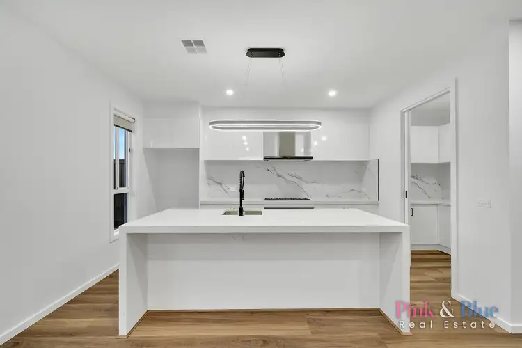 60 Innovation Avenue, Rockbank VIC 3335