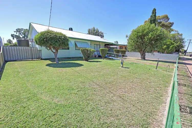 13 Green Street, Bourke NSW 2840