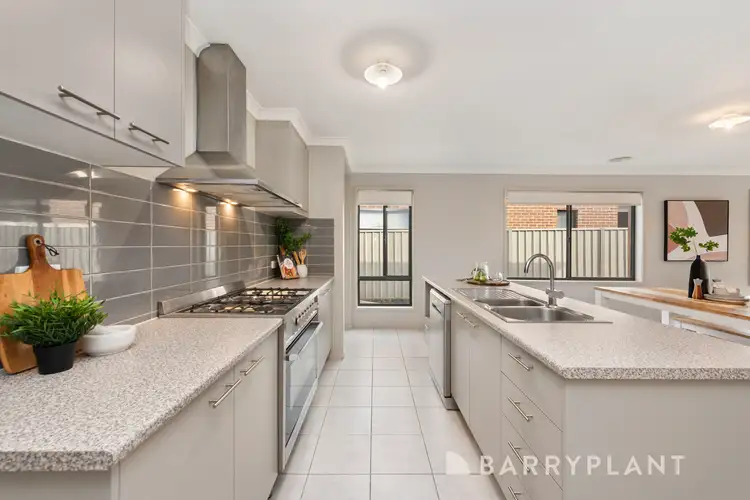 Second view of Homely house listing, 18 Caspar Place, Maddingley VIC 3340