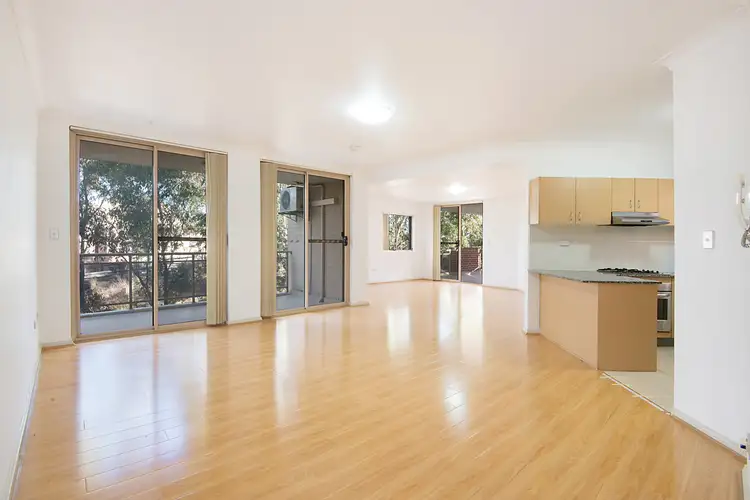 Main view of Homely apartment listing, 25/2 Wentworth Avenue, Toongabbie NSW 2146