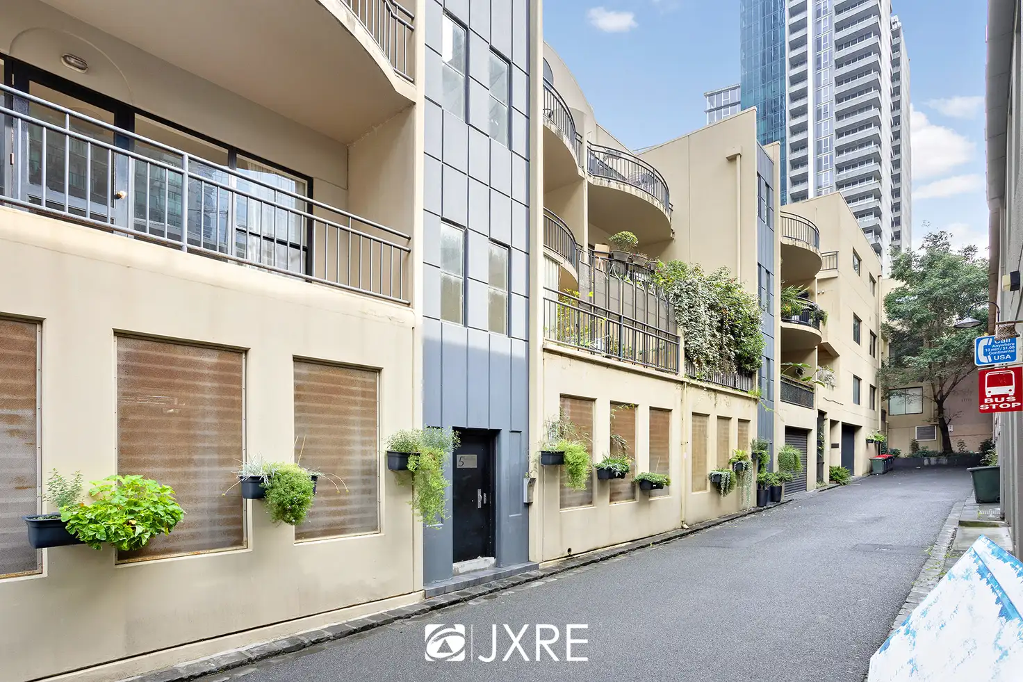 Main view of Homely apartment listing, 6/5 Davisons Place, Melbourne VIC 3000
