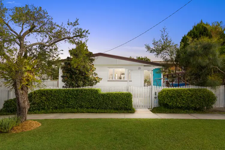 21 Redbank Road, Redcliffe QLD 4020