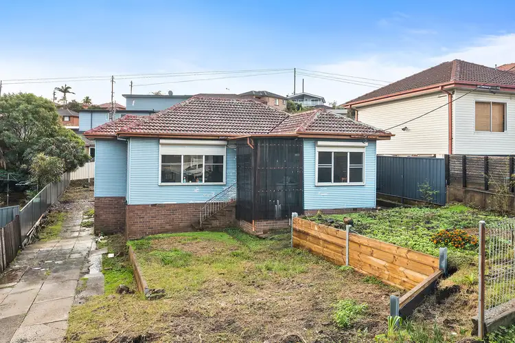 Second view of Homely house listing, 6 Karrabah Crescent, Lake Heights NSW 2502