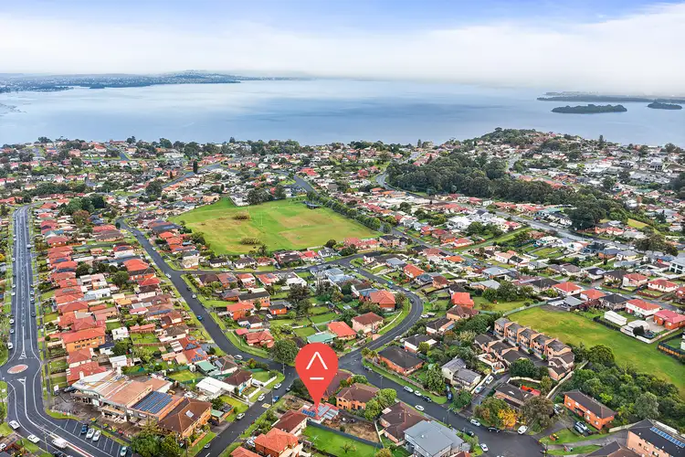 Sixth view of Homely house listing, 6 Karrabah Crescent, Lake Heights NSW 2502