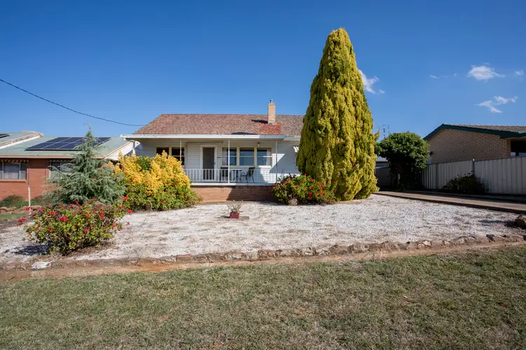 30 Walker Street, Cowra NSW 2794