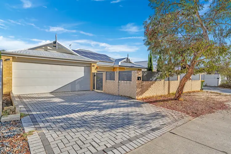 16 Kwella Entrance, Greenfields WA 6210
