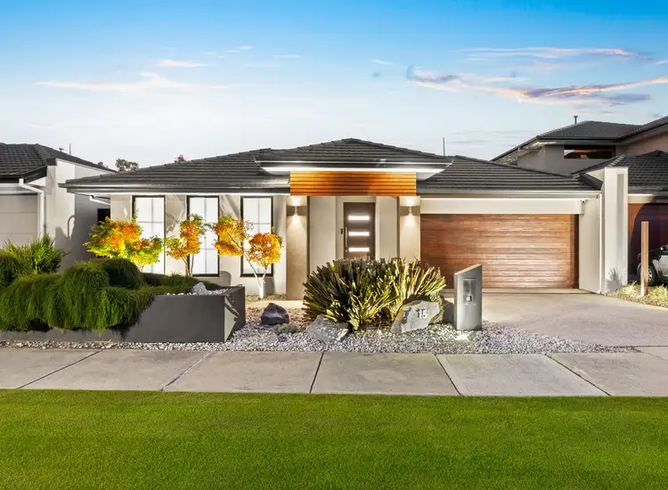 Second view of Homely house listing, 15 Waterside Circuit, Sandhurst VIC 3977