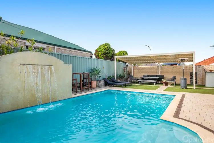 11 La Palma Square, Secret Harbour WA 6173