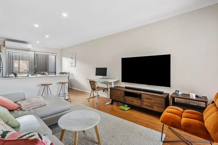 2/358 Hardey Road, Cloverdale WA 6105