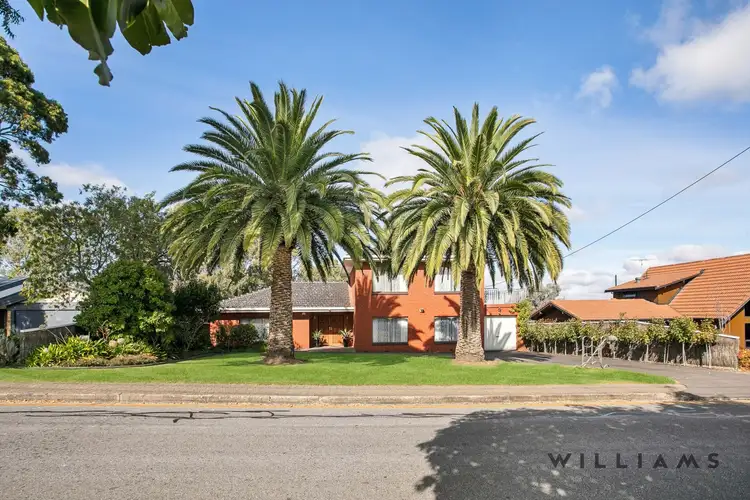43 Eve Road, Bellevue Heights SA 5050