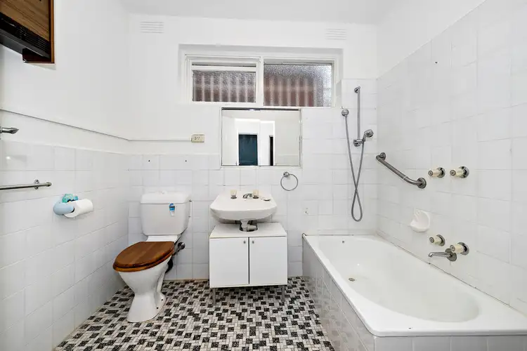 Sixth view of Homely apartment listing, 2/15 Davison Street, Richmond VIC 3121