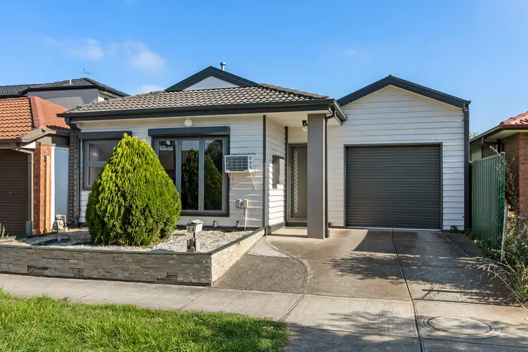 1a Shoalhaven Street, Werribee VIC 3030
