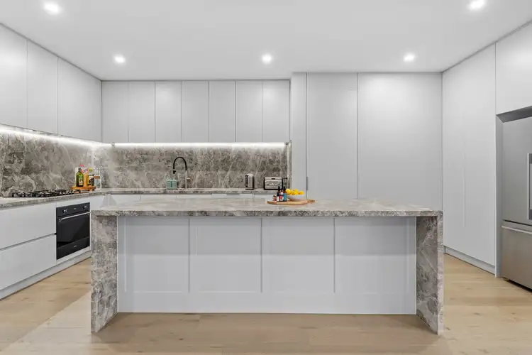 Fifth view of Homely house listing, 15 Noble Avenue, Strathmore VIC 3041