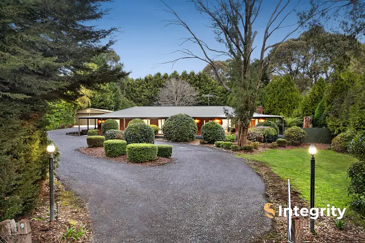 9 Jouvelet Street, Kinglake West VIC 3757