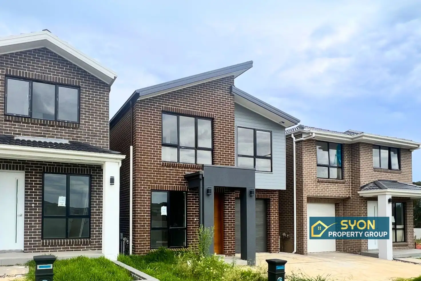 Main view of Homely townhouse listing, 17/19 Kensington Park Road, Riverstone NSW 2765