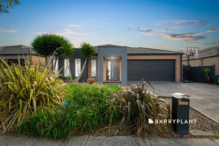 Second view of Homely house listing, 10 Wombat Court, Narre Warren South VIC 3805