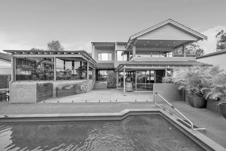 197 Riverton Drive, Shelley WA 6148